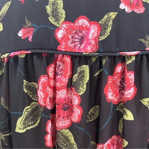 Emma & Michele long sleeve black floral dress with pockets size medium - Picture 4 of 6